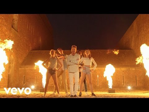 Bart Kaëll - C'est si bon (Official Video)