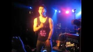 Max Schneider - Hands Up (Live)