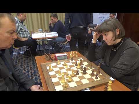 GM Margeir Pétursson - WFM   Sinitsina Anastassia, English opening, Rapid chess, PART II