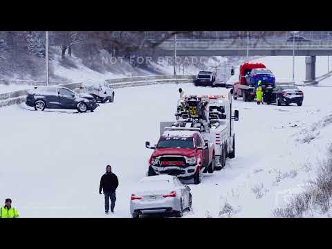02-13-2022 Detroit, MI - Intense Lake Effect Snow Shuts Down Freeways - Huge Crashes - 75 Cars