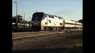 preview picture of video 'Amtrak ILLINOIS ZEPHYR at Galva, IL W/odd horn!'