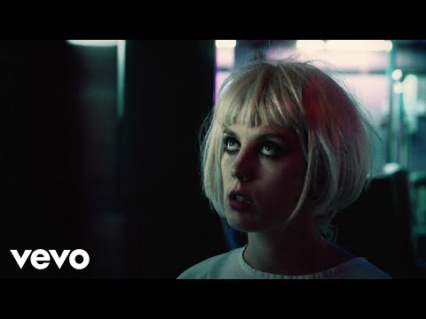 Video thumbnail for Crowded City