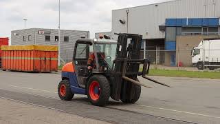 Купити дизельний навантажувач Manitou MH25-4T - Зображення 4 | Machineryline UA Дизельний навантажувач Manitou MH25-4T | Зображення 4 - Machineryline