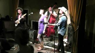 Gal Holiday And The Honky Tonk Revue@The Jamboree