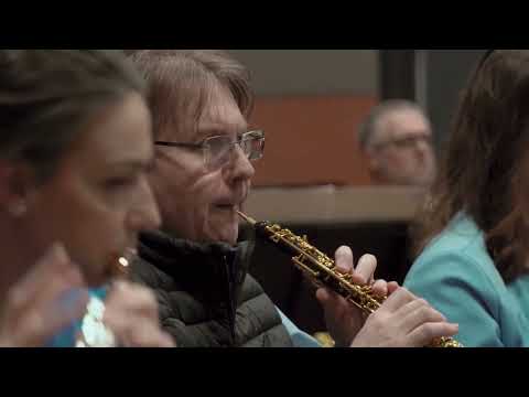 OperaCafé 20230319 - A hattyúk tava a zene oldaláról David Coleman karmesterrel