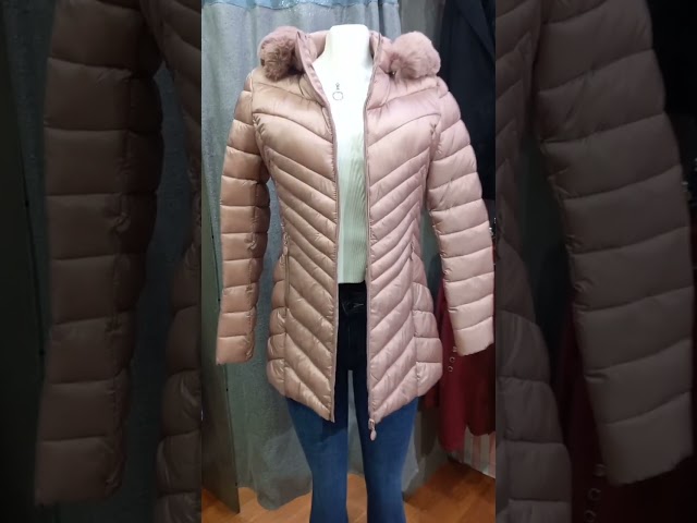 Vídeo relacionado con Chicco, Abrigo Niño con Capucha y Práctico Cierre de Cremallera, Lavable en la Lavadora, Ropa para Niño, Designed in Italy