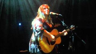 Gretchen Peters - Everything Falls Away