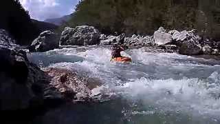 preview picture of video 'EXTREME WHITEWATER KAYAK (RIVER SOCA, SLOVENIA) / FRIEDHOF & SLALOMSTRECKE'