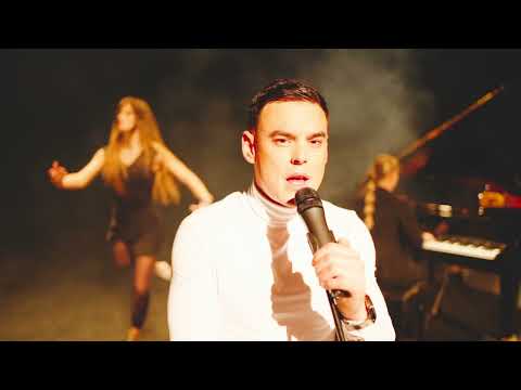 - MUELA - Loca Mía (Prod. Live Hall Records) vídeo oficial