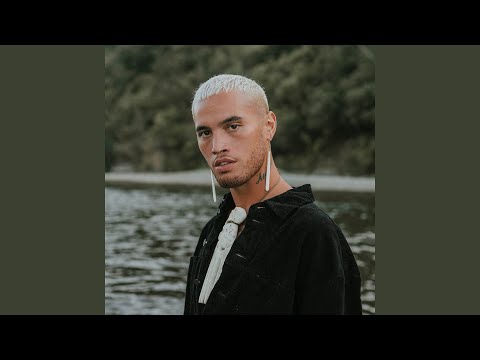 Video thumbnail for Whakamoemiti