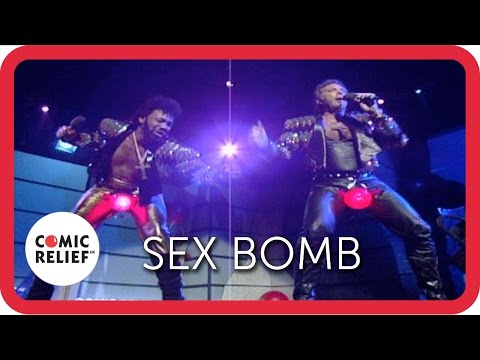Tom Jones & Lenny Henry drop the Sex Bomb