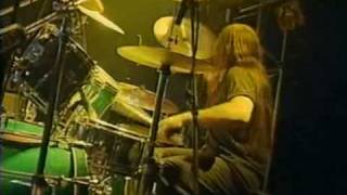 Napalm Death - Unchallenged Hate (Live In Santiago, Chile 1997).avi