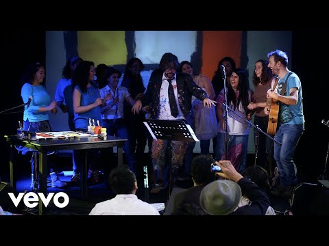 Videoclip de Cumbiera Intelectual (En Vivo) — Kevin Johansen
