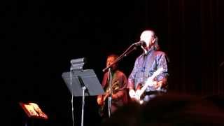 11-14-13 DAVE DAVIES of kinks sings LITTLE GREEN AMP, bergen pac, englewood nj
