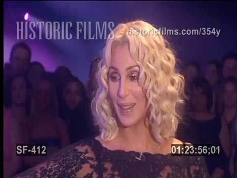 CD:UK INTERVIEW: CHER TALKS ABOUT POSSIBLE SONG WITH BRITNEY SPEARS - 2001