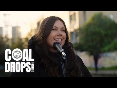 Gigi Perez - Fable (Live) | Coal Drops Sessions