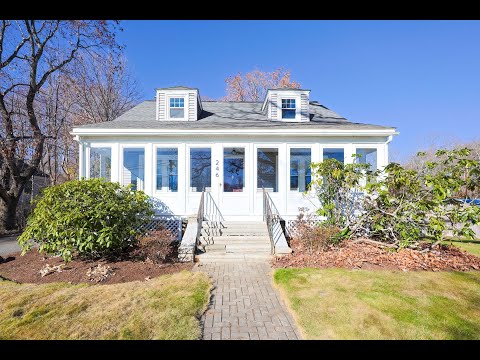 246 Village Street Medway, MA | ColdwellBankerHomes.com