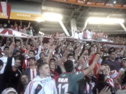 "La Web Oficial de La Hinchada Pincharrata -" Barra: Los Leales • Club: Estudiantes de La Plata