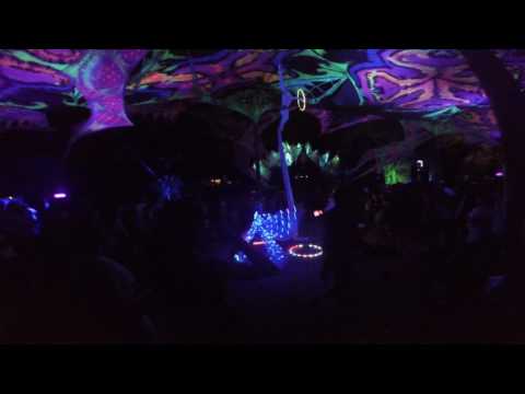 Vini cirque ( movimento cultural ) @ Mundo de Oz 8 anos ..