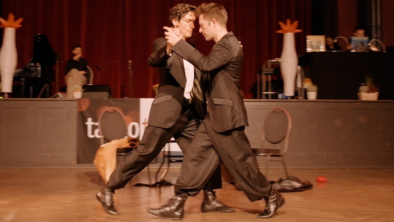 Jonas Bieber and Sven Elze – El choclo