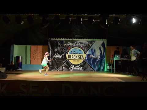 Black Sea Dance Camp 2016 - House Battle: Alexandra vs Vivi