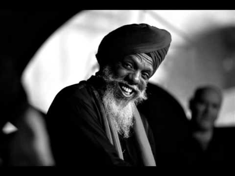Dr. LONNIE SMITH - Move Your Hand