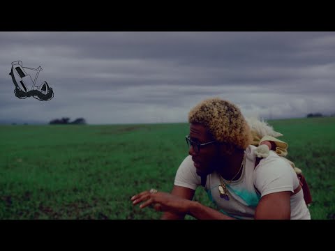 LEAVING WITH MY CHAIN