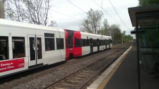 preview picture of video 'Einfahrt der KVB Linie 7 in Marsdorf'