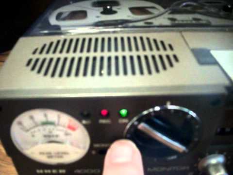 UHER 4000 Report Monitor Reel to Reel Portable Tape Machine