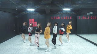 SATURDAY(세러데이) -  Super Bad 안무영상(Dance Practice)