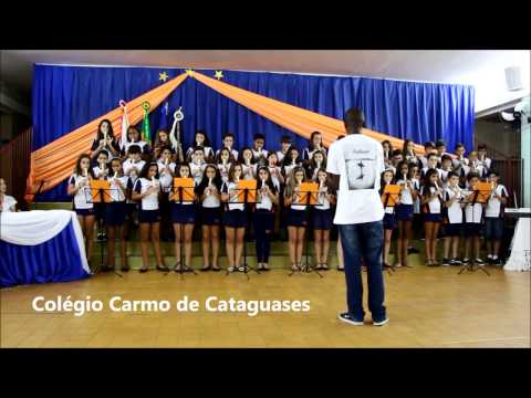 5º ano de 2016 em apresentação de flauta   - Colégio Carmo de Cataguases