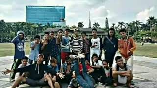 Download lagu 6 Aliansi Sang Penguasa Jalanan mp3 Download lagu 6 Aliansi Sang Penguasa Jalanan mp3