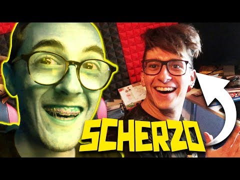 SURRY MI FA UNO SCHERZO AL COMPUTER!!