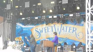 Keep It Between The Lines - Sturgill Simpson