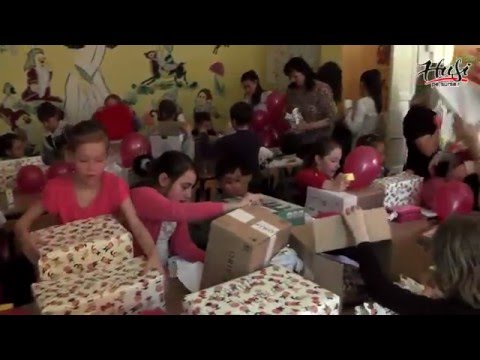 Voluntarii hușeni Solidar au împărțit cadouri și zâmbete copiilor de la Star of Hope Huși