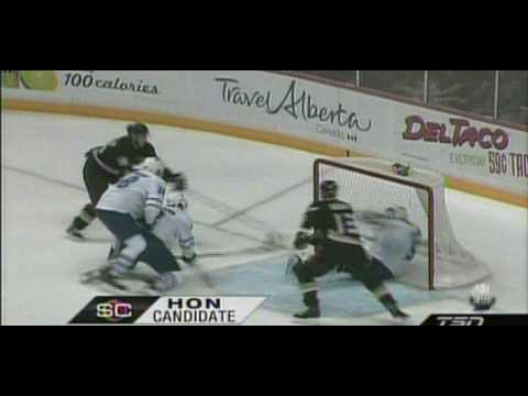 Gustavsson makes a monster save!