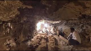 Crawl inside a 3,500-year-old Egyptian tomb - 360 Video