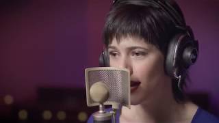 Video thumbnail for Blue Microphones- Baby Bottle SL Featuring Sara Niemietz by Melody House MI