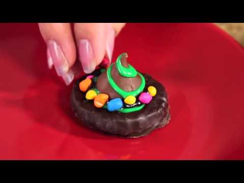 How To Make CHOCOLATE WITCH HATS and BROOM SNACKS Quake N Bake