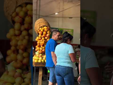 Feria de la hortaliza en los guayos