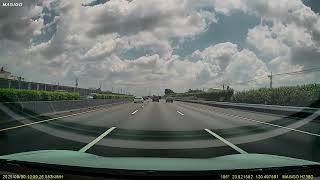 Re: [問題] 擋風玻璃在國道被飛石打破只能吞了嗎？