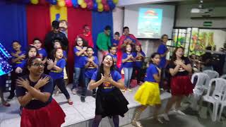 Deus Grandão com os Super Heróis - MENIBRAC 14 Anos