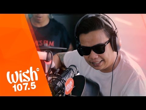 Soapdish performs "Tensionado" LIVE on Wish 107.5 Bus