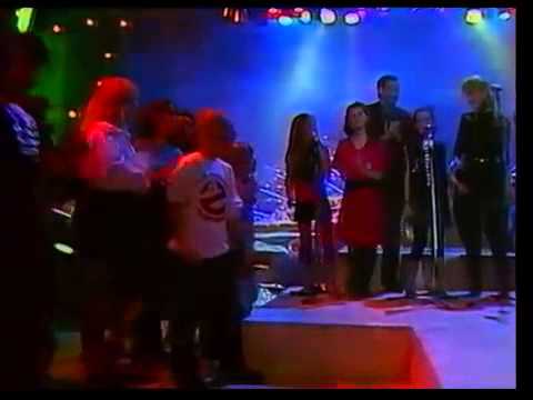 Magda Fronczewska, Krzysztof Antkowiak, Anna Jurksztowicz - Dłonie