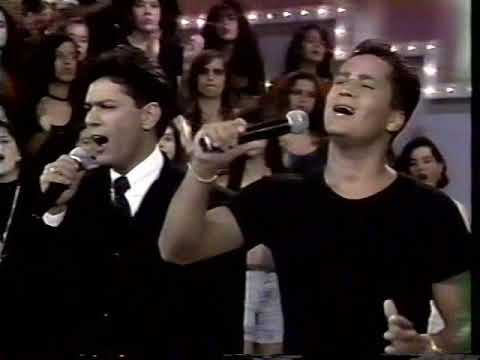 Especial Sertanejo | Leandro & Leonardo cantam "Outra Chance" na RECORD TV em novembro de 1993