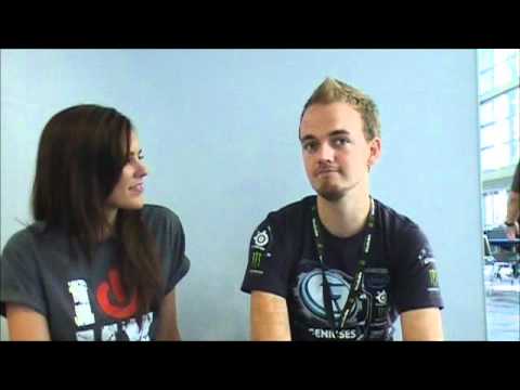Kingston HyperX at MLG Anaheim 2011: Day 2 Interview with w/ EG.DeMusliM