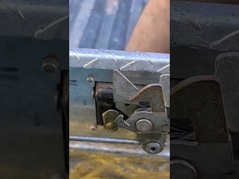 Truck toolbox lock replacement