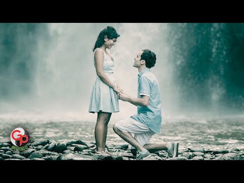 Badai Romantic Project - Melamarmu (Official Lyric Video)