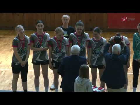 Srebrne medalistki Pucharu Polski ZPRP Młodziczek w piłce ręcznej. 8 czerwca 2023.