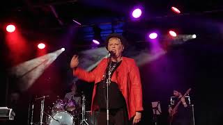 HAZEL O&#39;CONNOR - Hanging Around